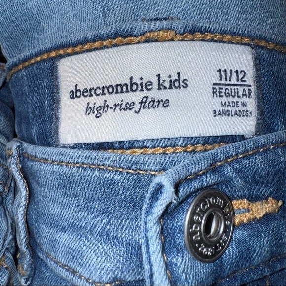 Abercrombie Kids Girls 11/12 Blue Patches Faded  High-Rise Flare Denim Unhemmed - Picture 5 of 6